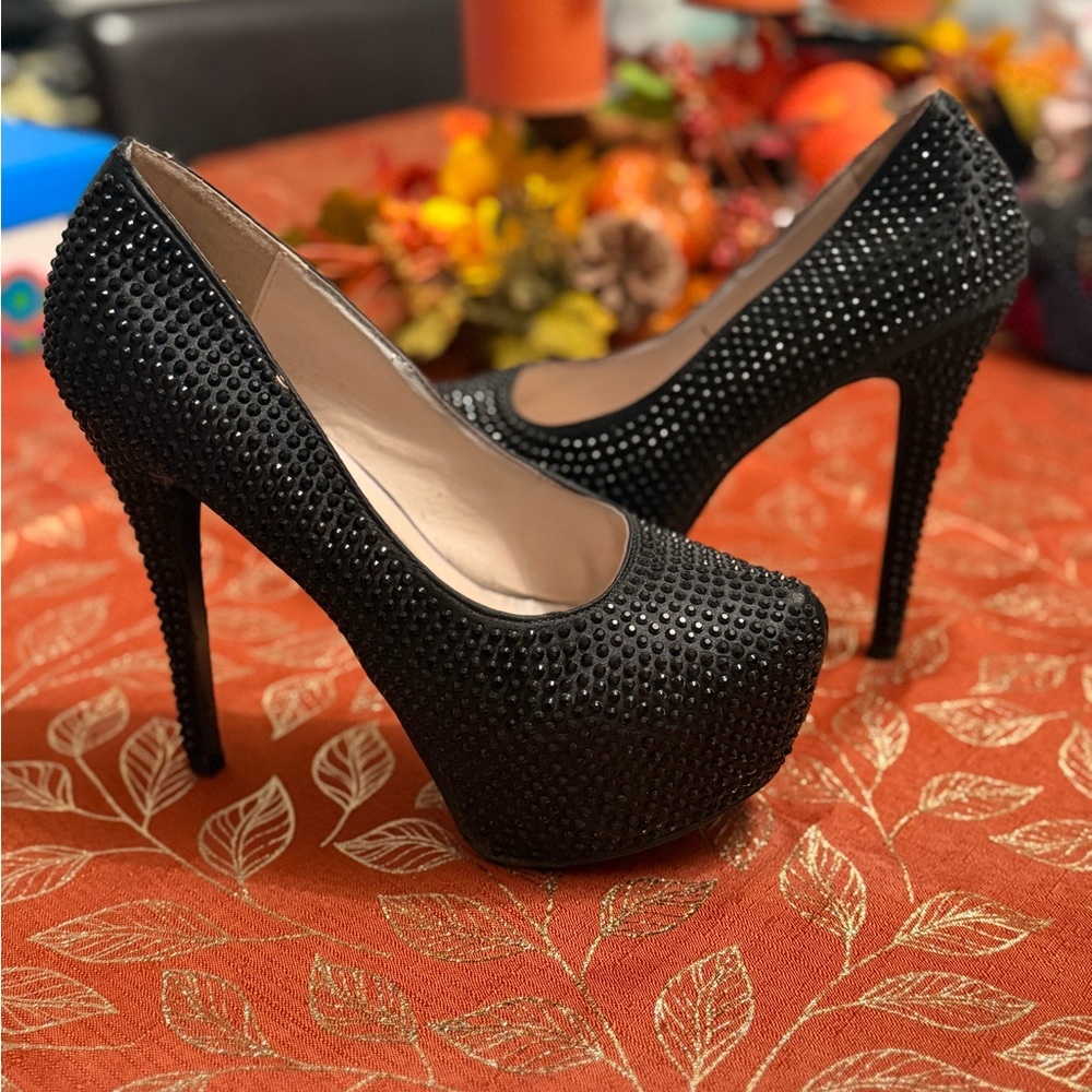 Elegant Black Studded Women's Heels